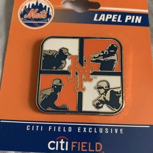 Exclusive CITI Field Pin! NY METS 2021 player silhouette